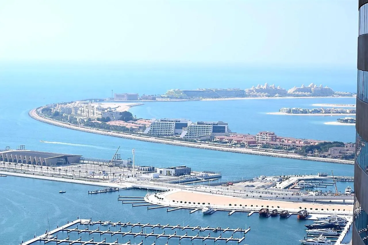 Guest house Private Rooms In 3 Bedroom Apartment Skynest Homes Marina Pinnacle Dubai United Arab Emirates
