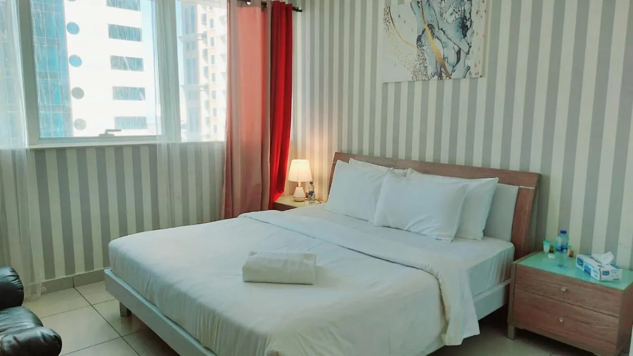 Affittacamere Private Rooms In 3 Bedroom Apartment Skynest Homes Marina Pinnacle Dubai Emirati Arabi Uniti