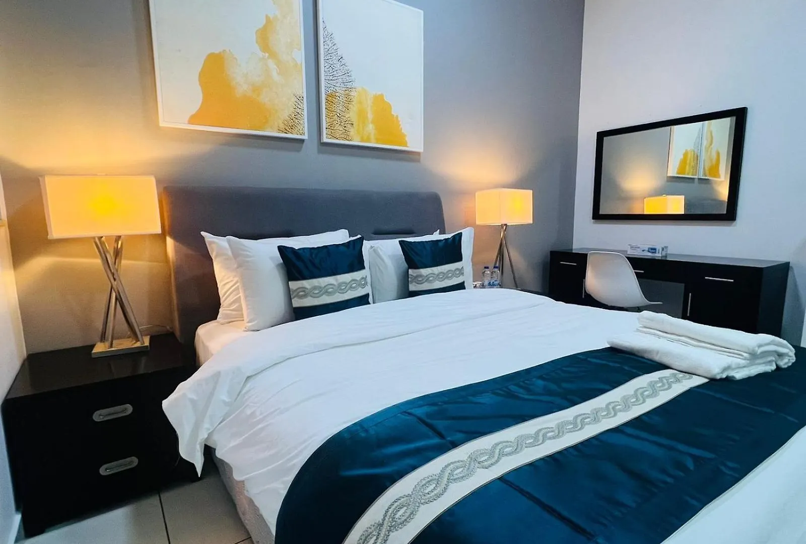 Private Rooms In 3 Bedroom Apartment Skynest Homes Marina Pinnacle Dubai Guest house