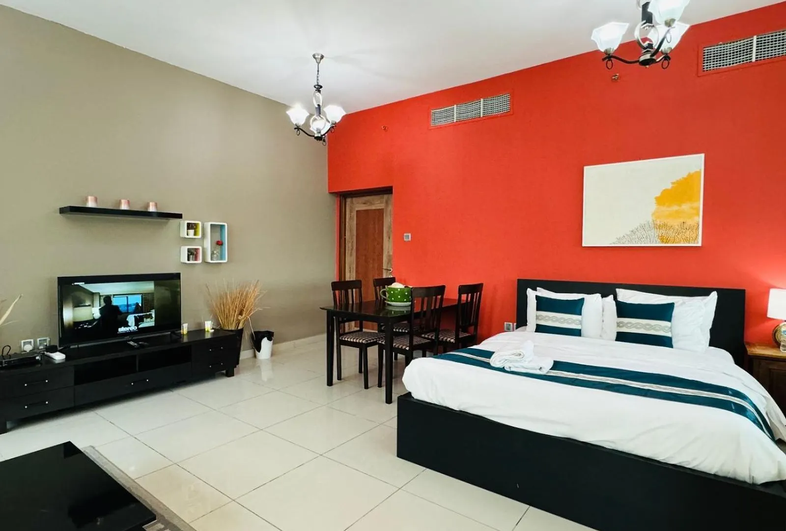Private Rooms In 3 Bedroom Apartment Skynest Homes Marina Pinnacle Dubai