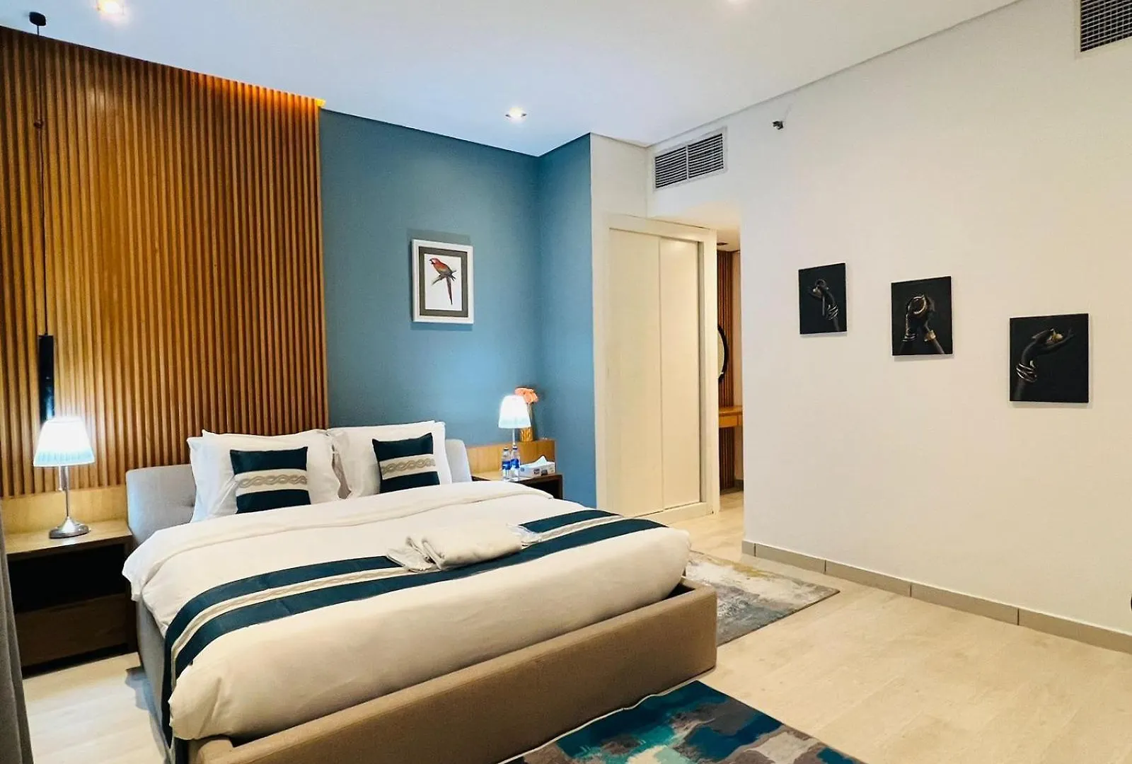 Private Rooms In 3 Bedroom Apartment Skynest Homes Marina Pinnacle Dubai Affittacamere