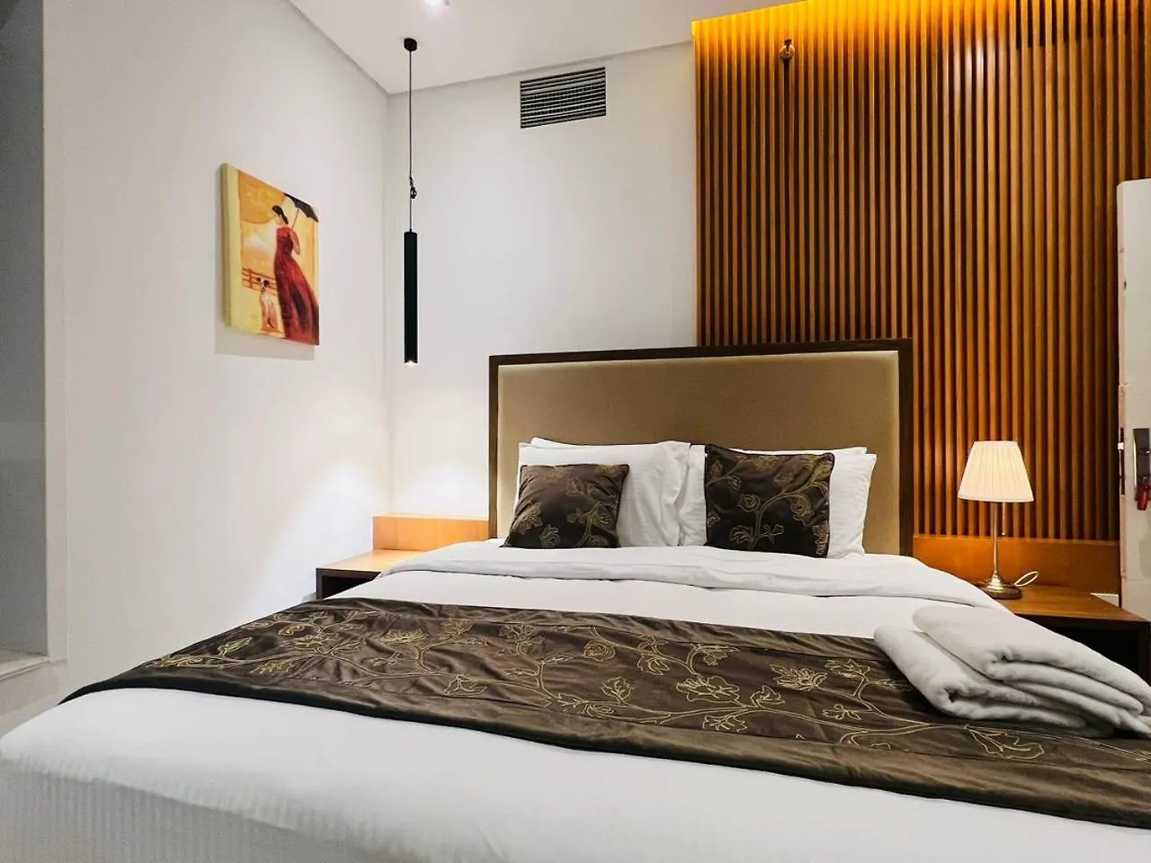Affittacamere Private Rooms In 3 Bedroom Apartment Skynest Homes Marina Pinnacle Dubai
