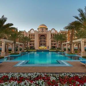 Amazing Beachfront Apartments Near Atlantis Waterpark By Simply Comfort Dubaj