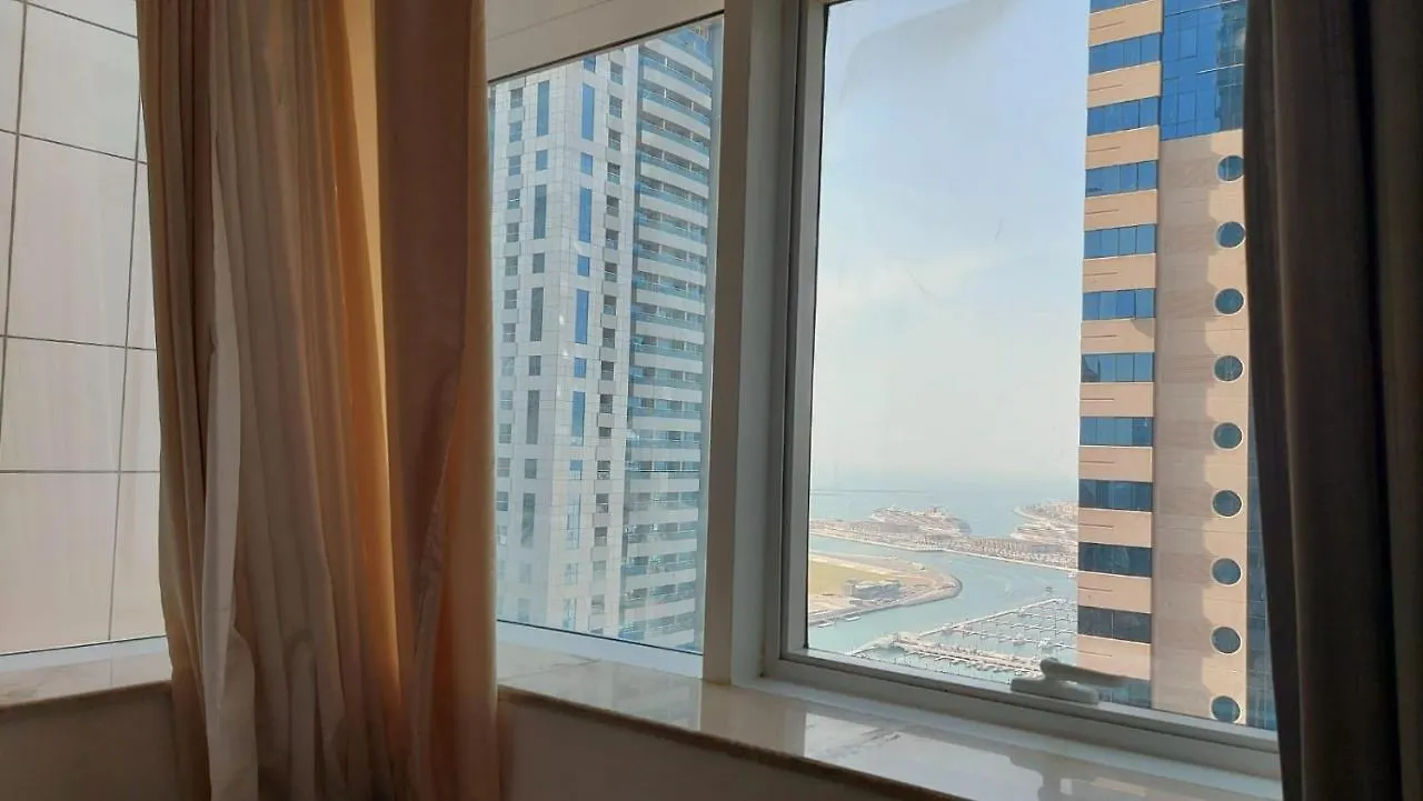 Konukevi Private Rooms In 3 Bedroom Apartment Skynest Homes Marina Pinnacle Dubai