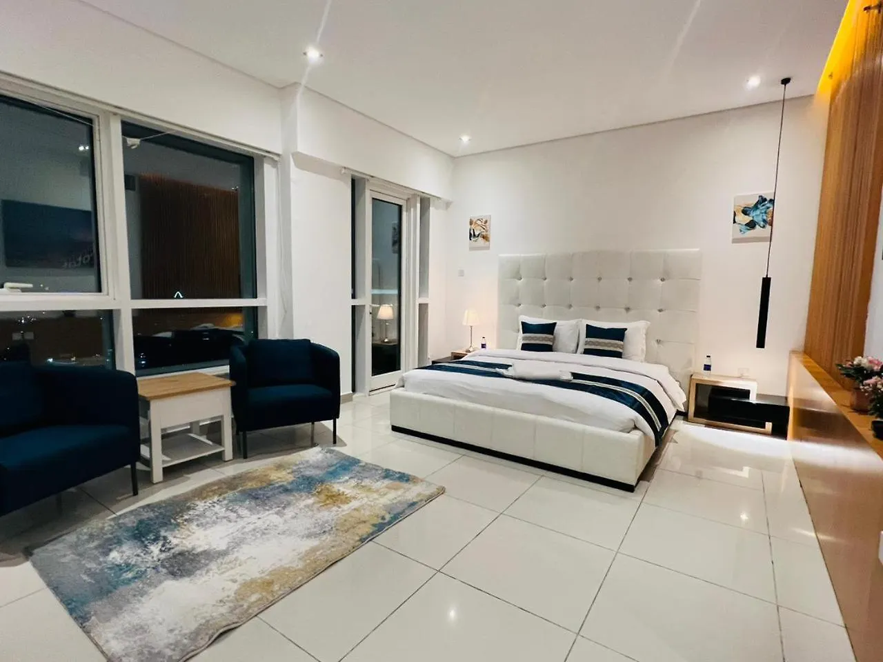 Private Rooms In 3 Bedroom Apartment Skynest Homes Marina Pinnacle Dubai Konukevi